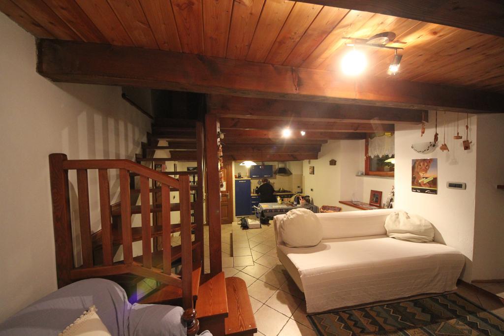 B&B Vecchio Torchio Di บาร์ด ภายนอก รูปภาพ