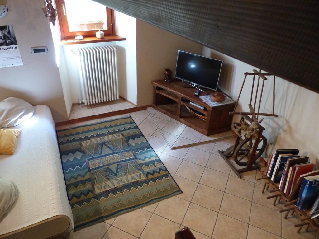 B&B Vecchio Torchio Di บาร์ด ภายนอก รูปภาพ