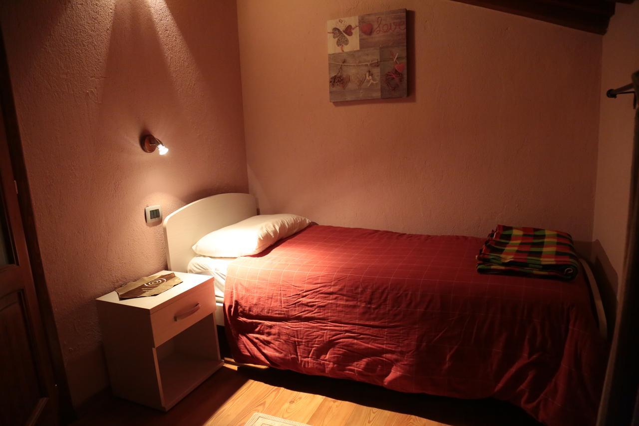 B&B Vecchio Torchio Di บาร์ด ภายนอก รูปภาพ